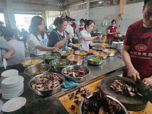成都代耳朵餐飲管理 深耕本地，創(chuàng)新引領酒店餐飲新篇章